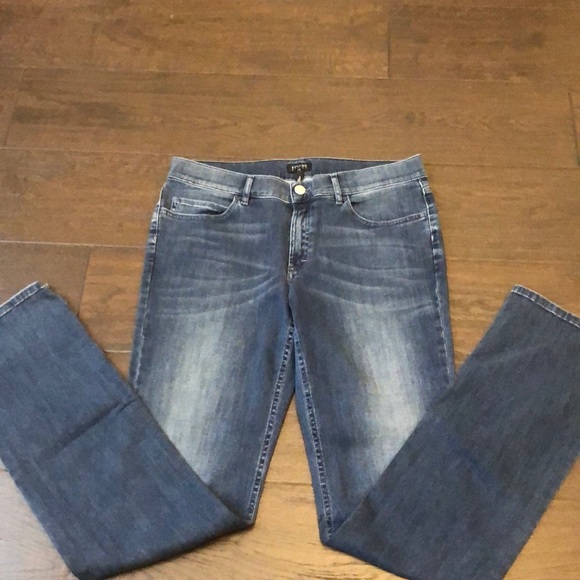 Brand New Escada jeans size 40 Made In Italy - Picture 1 of 9